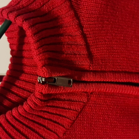 🏷SALE🏷NWTs Boys Husky M Red 1/4 Zip Sweater - Picture 3 of 6